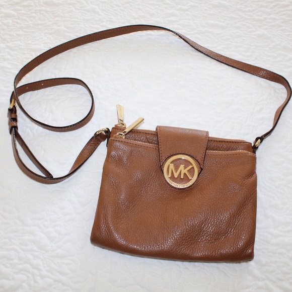 Michael Kors Handbags - Michael Kors Tan Crossbody Double Zip Purse
